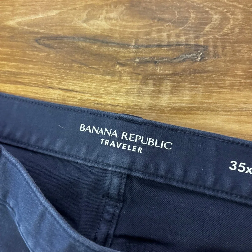 Banana Republic Traveler Pants 35x30 Slim Fit Chino Navy Blue Cotton Stretch